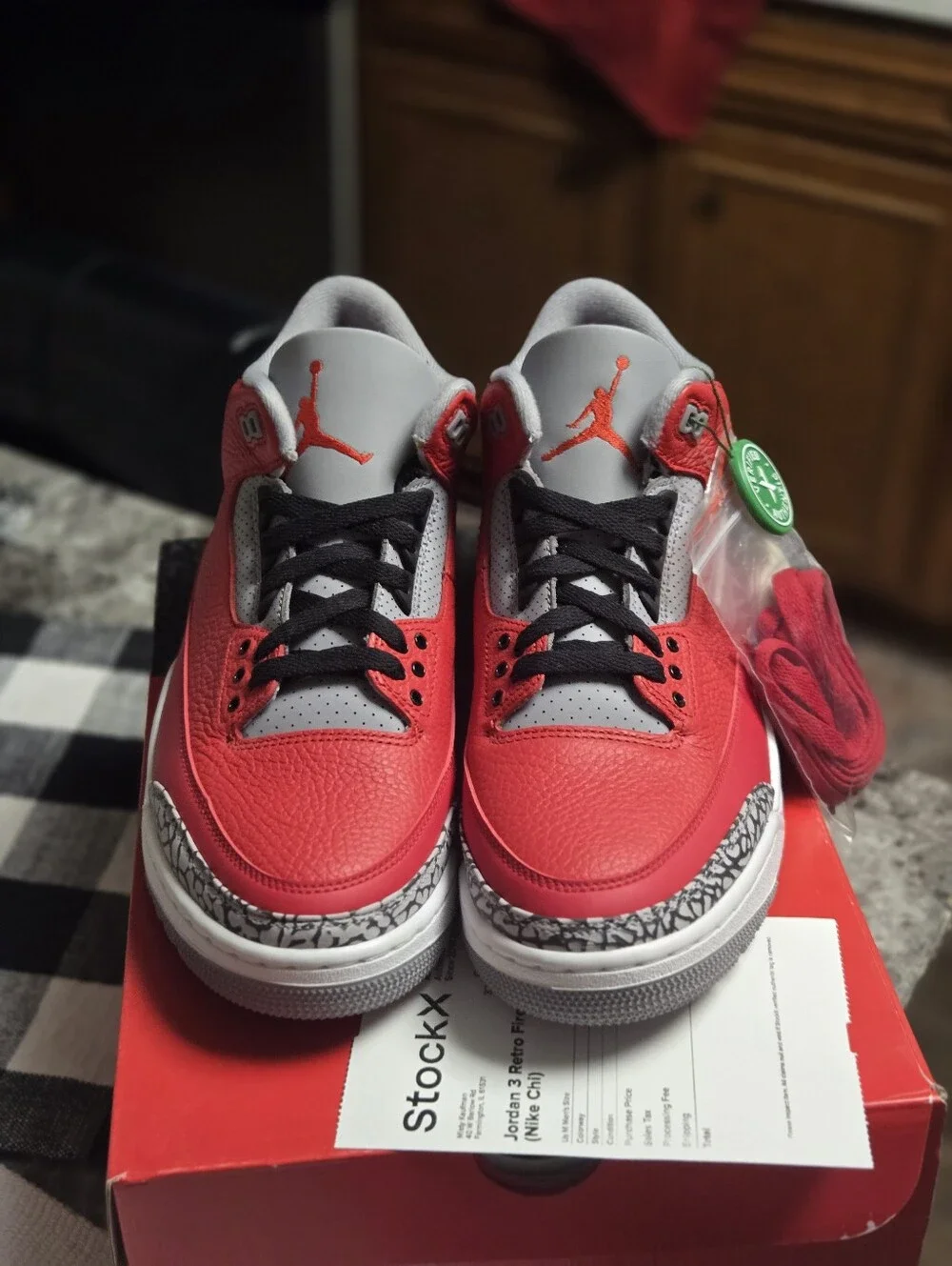 Jordan Retro3 Chicago Exclusive